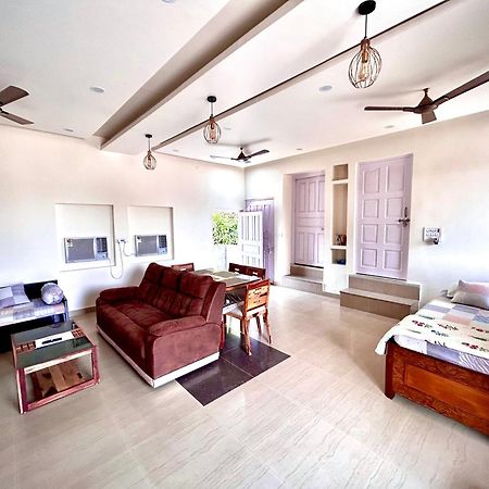 Villa Gooseberry Garden Ayodhya Exterior foto